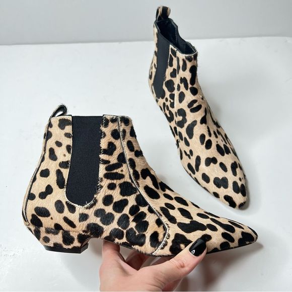 Linea Paolo Anthro Leopard Printed Calf Hair Point Toe Ankle Booties Size 5 Boho - Picture 1 of 7